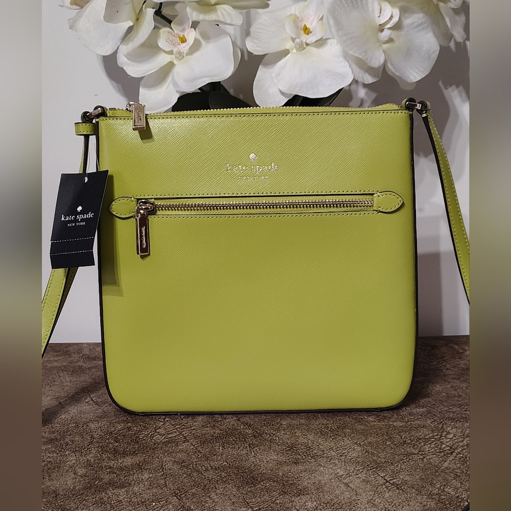 Kate Spade New York Sadie North South Crossbody Bag Color Fern Moss Green NWT
